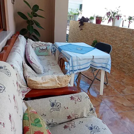 Entire 2007 Appartement *